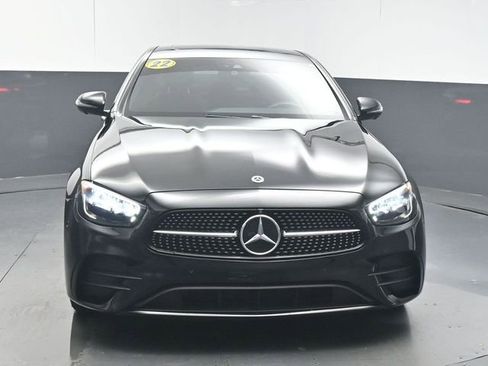 Used 2022 Mercedes-Benz E 350 Sedan image 3