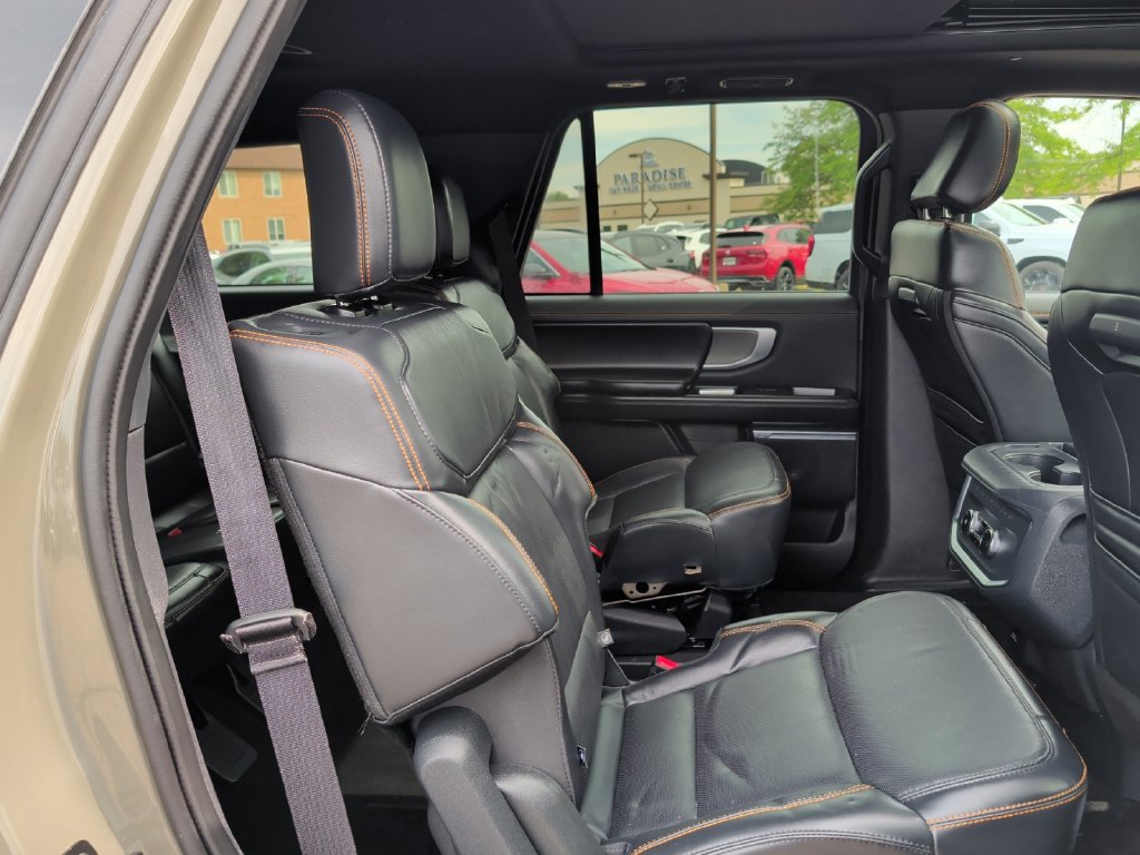 Used 2025 Ford Expedition Tremor AWD/4WD image 35