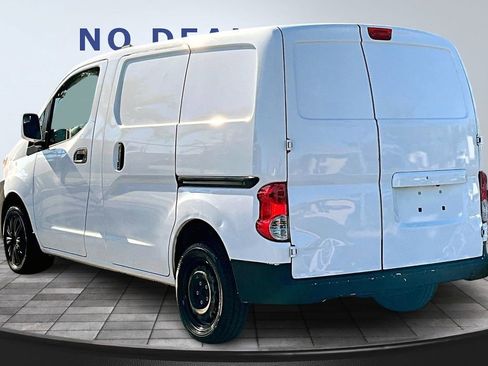 Used 2019 Nissan NV200 SV w/ Navigation Package image 4