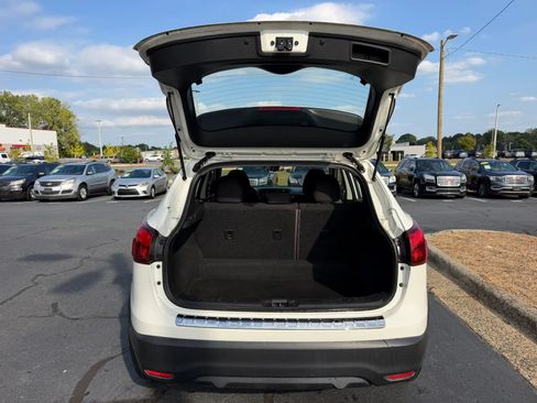 Used 2017 Nissan Rogue Sport S w/ S Appearance Package AWD/4WD image 24