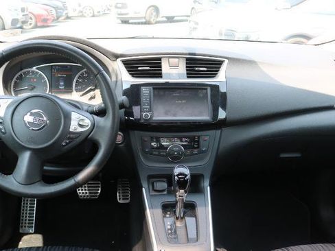 Used 2019 Nissan Sentra SV w/ Special Edition Package FWD image 17