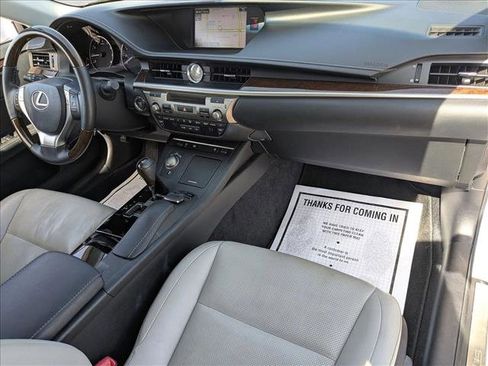 Used 2015 Lexus ES 350 w/ Luxury Package image 20
