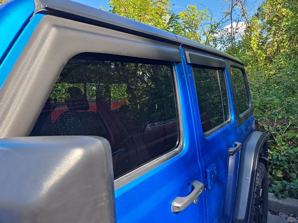 Used 2024 Jeep Wrangler Unlimited AWD/4WD image 20