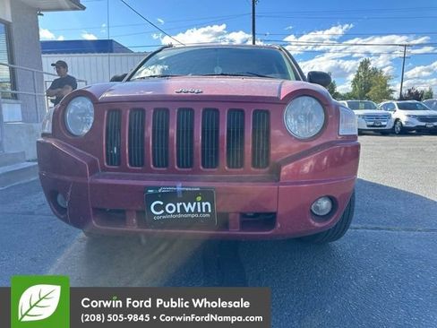Used 2007 Jeep Compass Sport FWD image 5