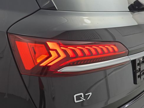 Used 2021 Audi Q7 3.0T Premium Plus w/ Premium Plus Package image 72
