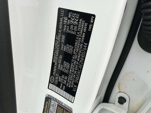 Certified 2022 Hyundai Tucson SE image 17