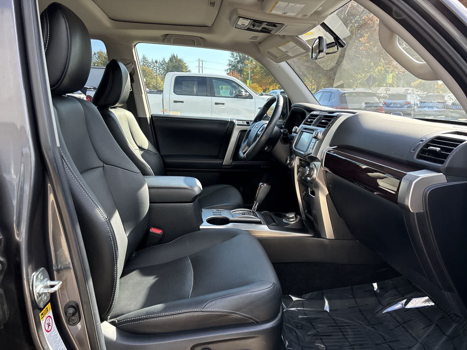 Used 2018 Toyota 4Runner Limited AWD/4WD image 7
