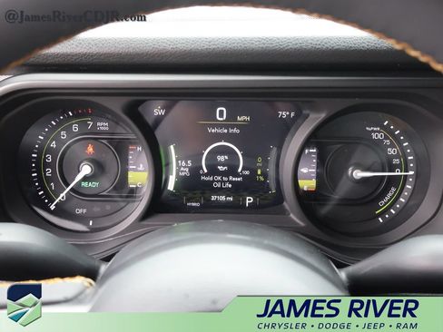 Used 2024 Jeep Wrangler Unlimited AWD/4WD image 28