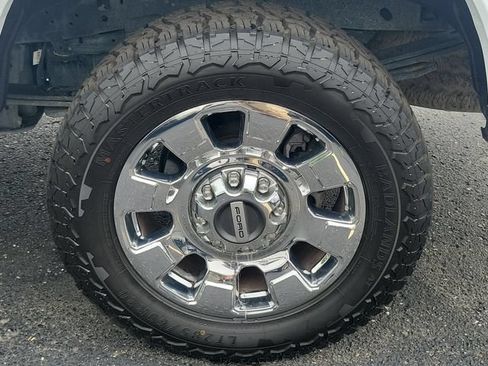 Certified 2025 Ford F250 Lariat w/ Chrome Package AWD/4WD image 4