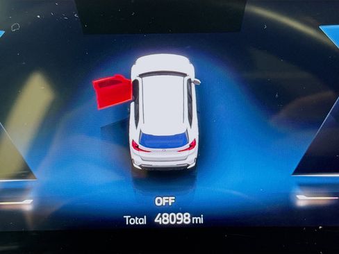 Used 2023 BMW X1 xDrive28i w/ Convenience Package image 17