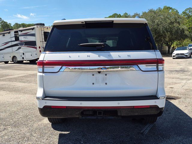 Used 2023 Lincoln Navigator Reserve AWD/4WD image 6
