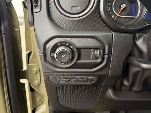 New 2026 Jeep Wrangler Unlimited Rubicon image 28