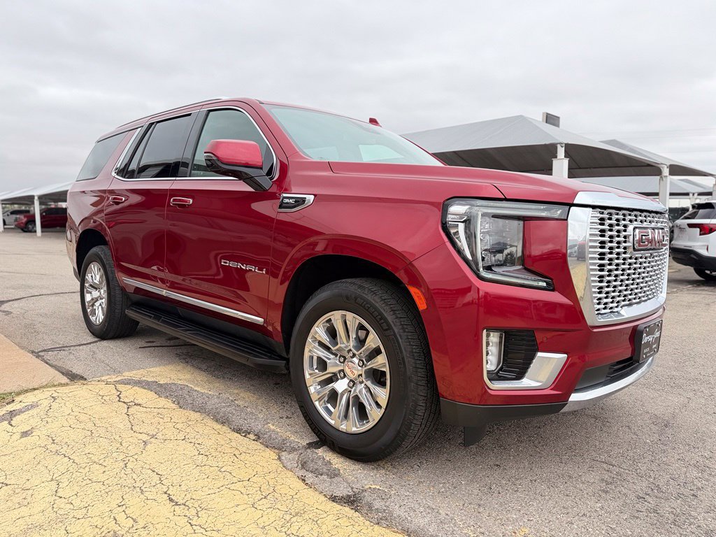 Used 2023 GMC Yukon Denali w/ Max Trailering Package AWD/4WD image 3