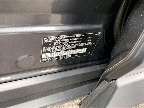 Used 2019 Toyota RAV4 XLE image 19