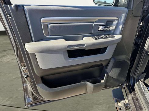 Used 2018 RAM 1500 Big Horn image 11