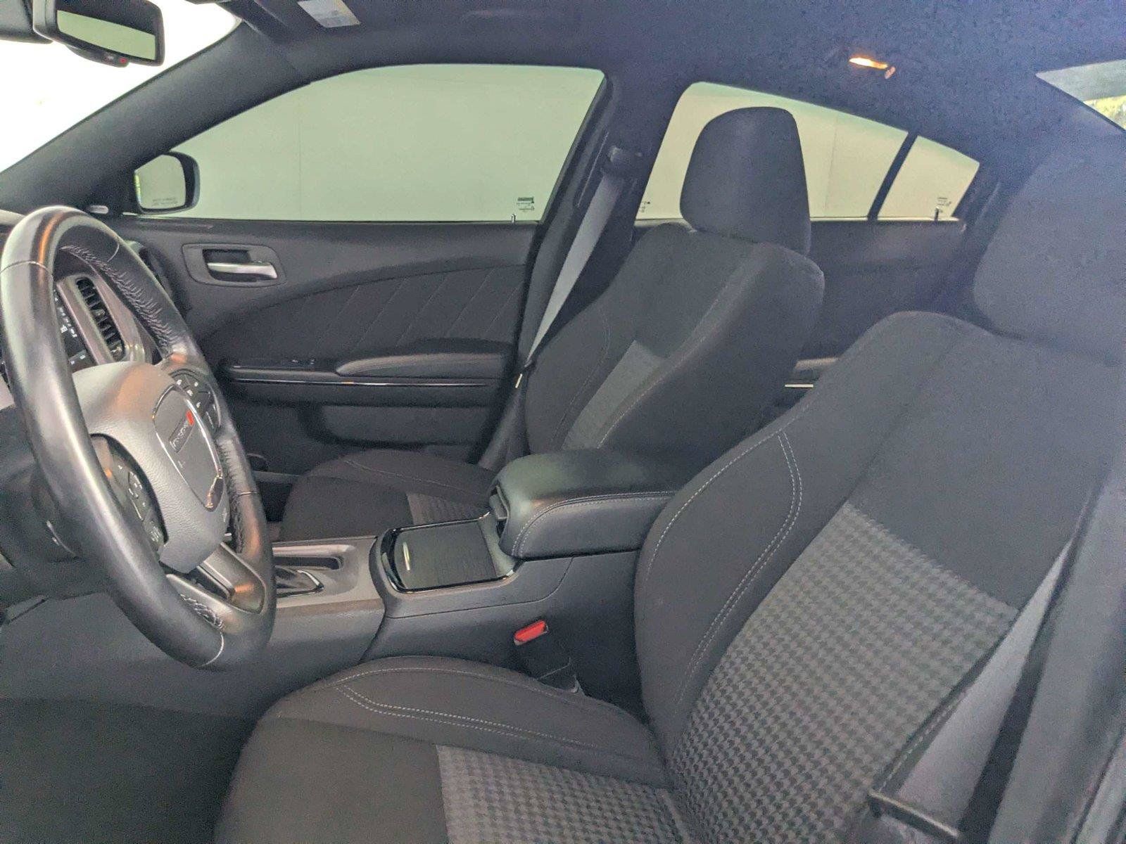 Used 2023 Dodge Charger SXT w/ Blacktop Package AWD/4WD image 11