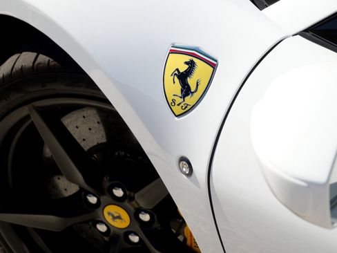 Used 2022 Ferrari F8 Tributo image 15