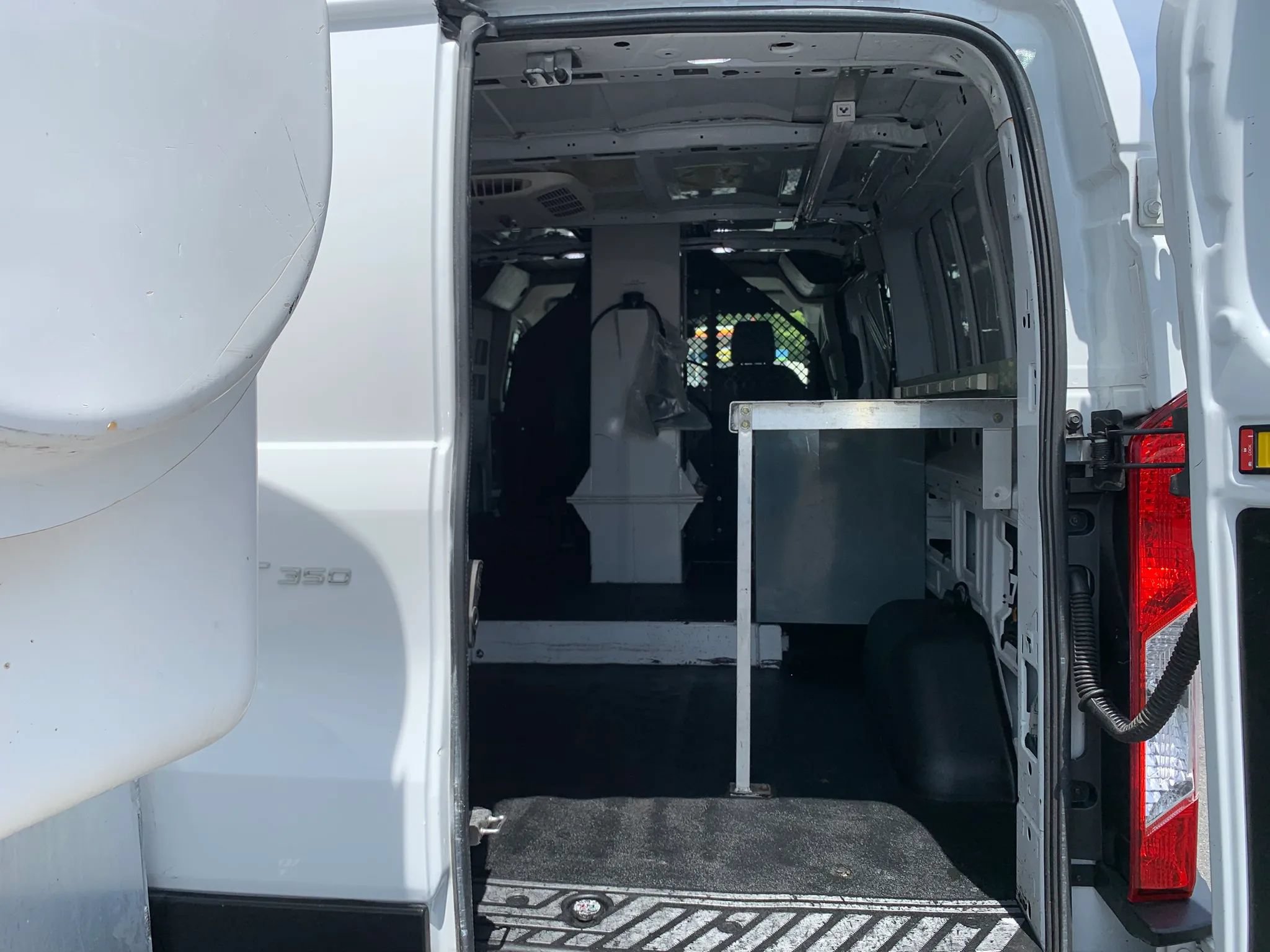 Used 2019 Ford Transit 350 148 Low Roof RWD image 28