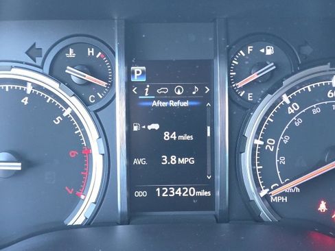 Used 2021 Toyota 4Runner TRD Off-Road Premium image 16