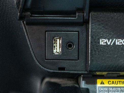 Certified 2019 Toyota Camry XSE image 27