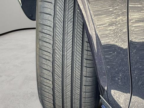 Certified 2026 Genesis GV70 2.5T Advanced AWD/4WD image 45