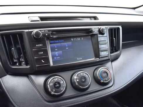 Used 2017 Toyota RAV4 LE w/ All Weather Liner Package AWD/4WD image 18