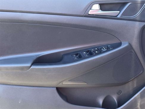 Certified 2021 Hyundai Tucson Value image 13