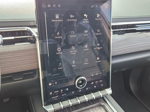 New 2025 GMC Sierra EV Denali image 20