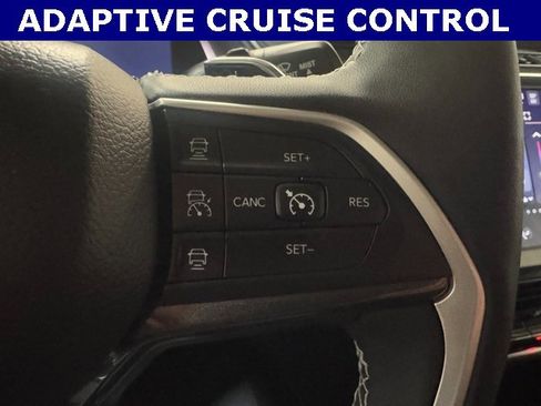 Used 2023 Jeep Grand Cherokee Laredo w/ Luxury Tech Group I image 18