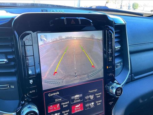 Used 2019 RAM 1500 Laramie image 25