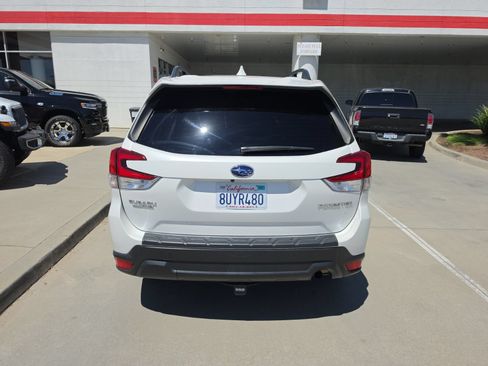 Used 2021 Subaru Forester Premium w/ Popular Package #1 AWD/4WD image 5