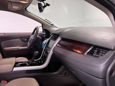 Used 2011 Ford Edge Limited w/ Vision Pkg AWD/4WD image 11