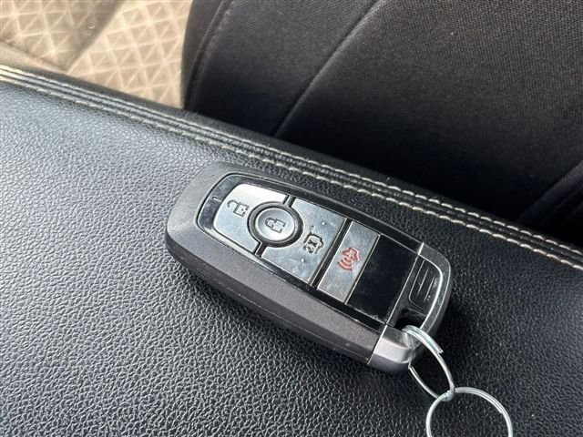Used 2025 Ford Escape Active FWD image 29