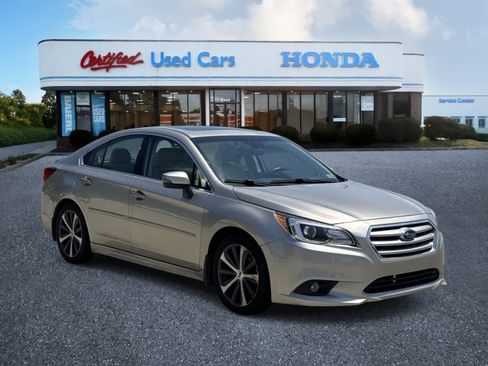 Used 2017 Subaru Legacy 2.5i Limited AWD/4WD image 7