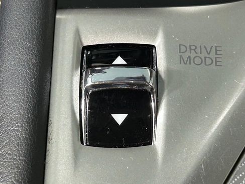 Used 2023 INFINITI Q50 Luxe w/ Cargo Package AWD/4WD image 23