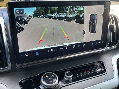 Certified 2025 Ford Expedition Max Platinum AWD/4WD image 11