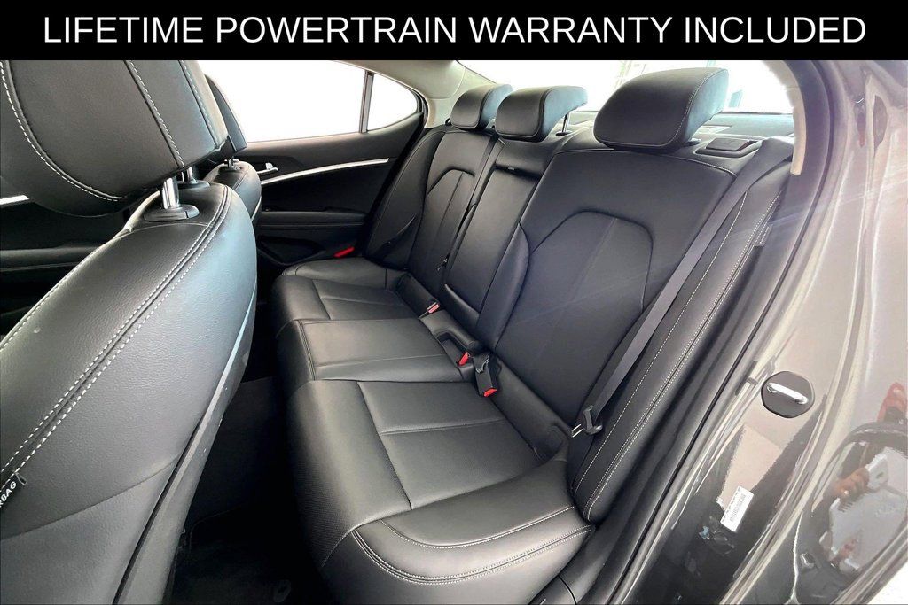 Used 2026 Genesis G70 2.5T RWD image 32