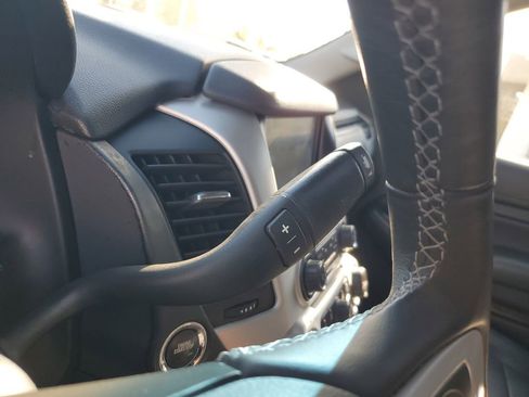 Used 2017 GMC Yukon SLT w/ Open Road Package image 38