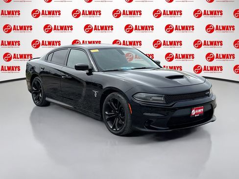 Used 2021 Dodge Charger R/T RWD image 3