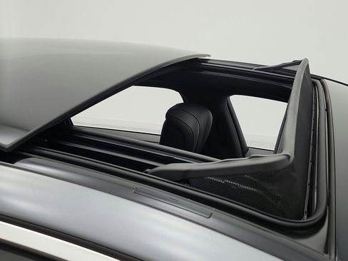 Used 2023 Mercedes-Benz S 500 4MATIC image 17