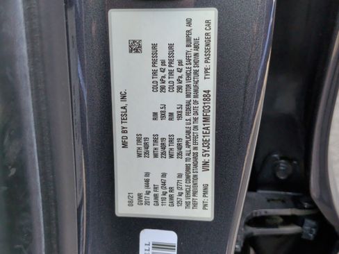 Used 2021 Tesla Model 3 Standard Range Plus image 39