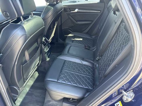 Used 2018 Audi SQ5 Prestige AWD/4WD image 16