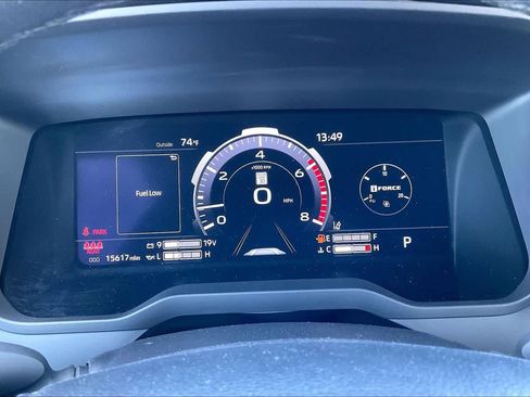 Used 2024 Toyota Tundra Limited AWD/4WD image 26