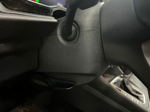 Used 2022 Volkswagen Jetta SE image 30