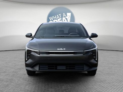 New 2026 Kia K4 LXS image 2