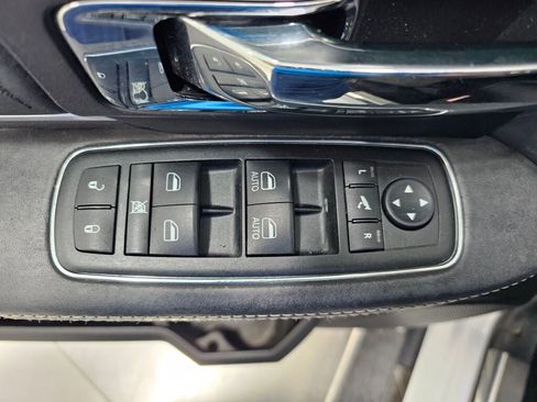 Used 2015 RAM 1500 Limited AWD/4WD image 23