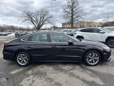 Certified 2023 Hyundai Sonata SEL w/ Convenience Package image 15