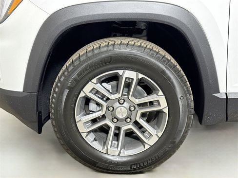 New 2026 GMC Terrain Elevation image 19