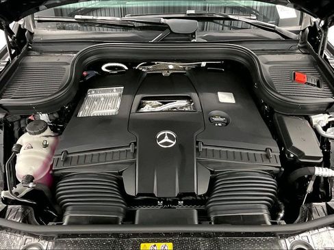 New 2026 Mercedes-Benz GLE 580 4MATIC image 16