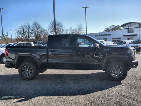New 2026 GMC Sierra 1500 AT4X image 9